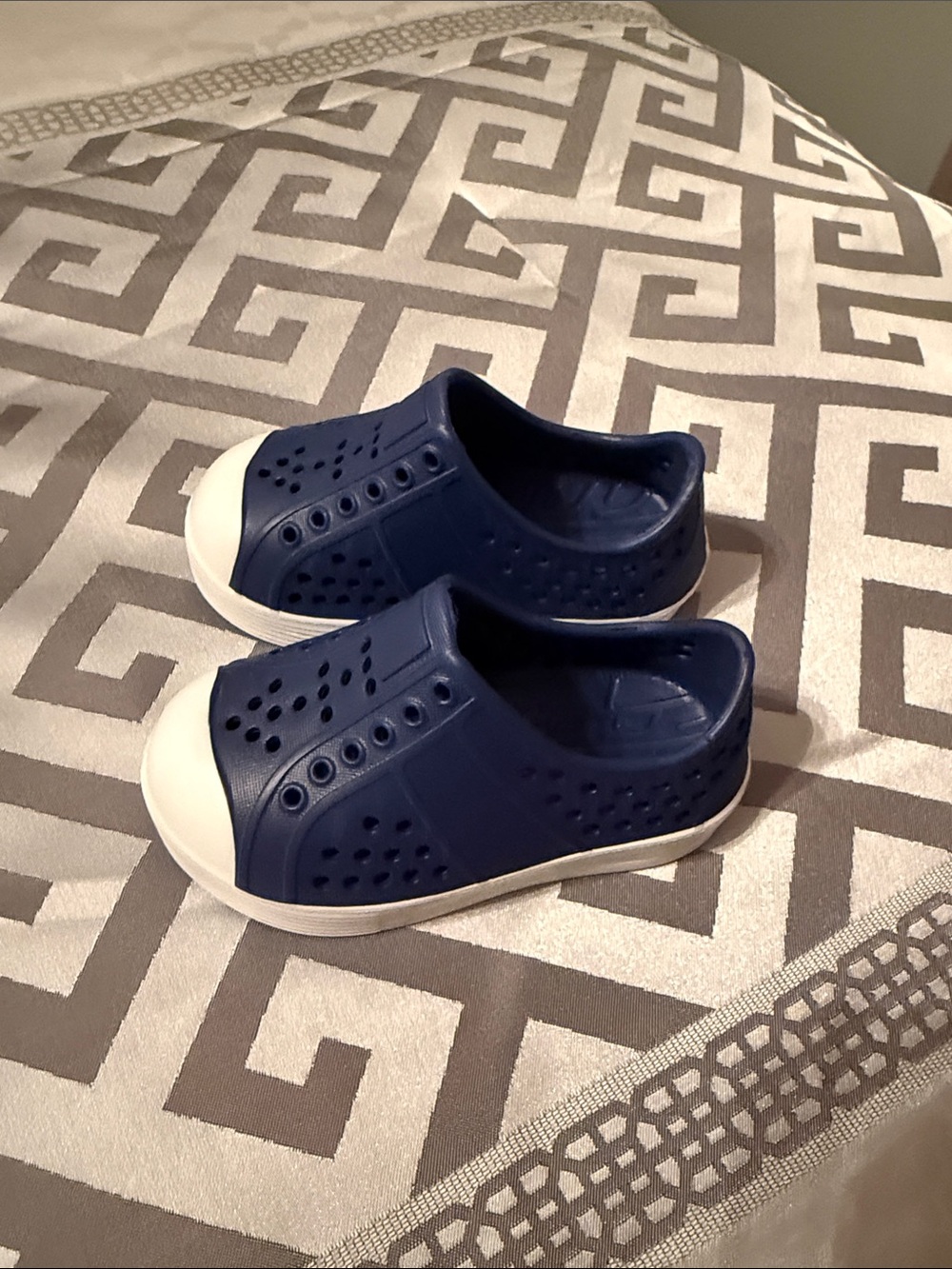 Kids Casual Slip-On Shoes in Navy and White
